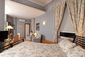 Residenza Echia *